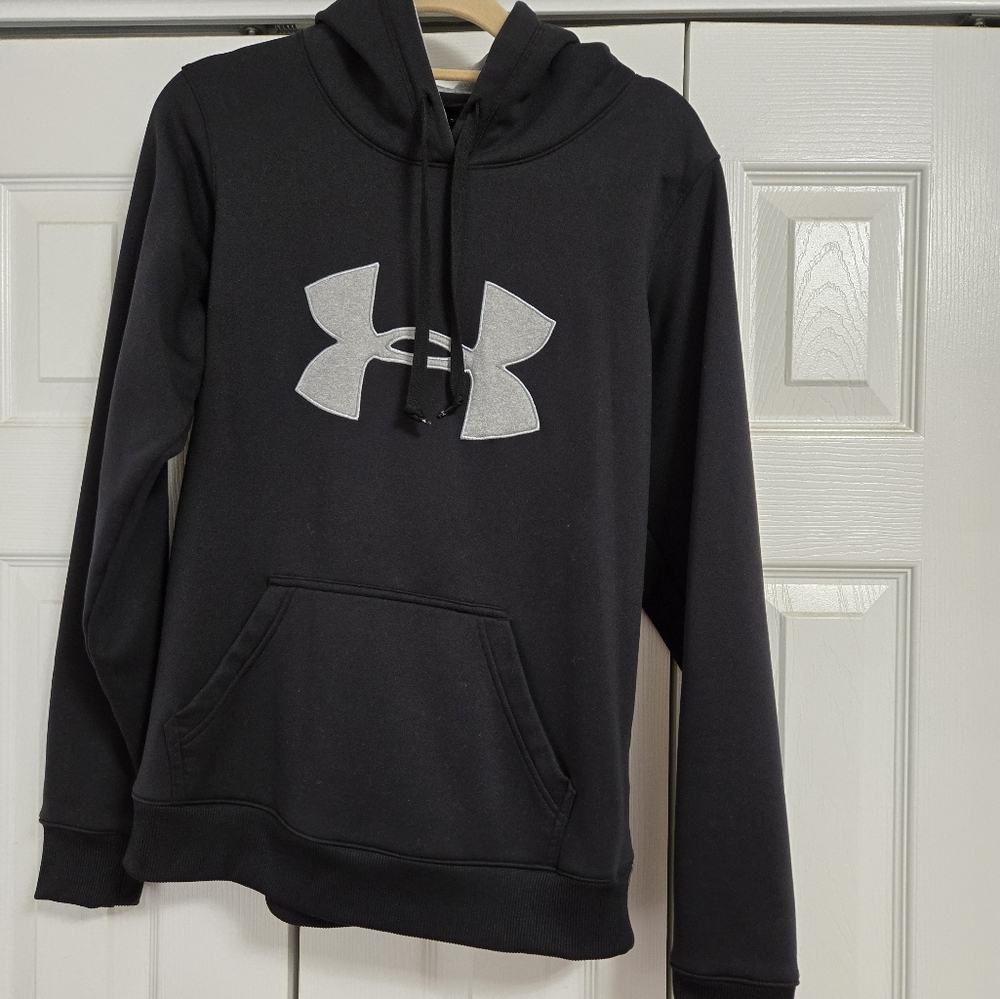 Underarmour Sweater